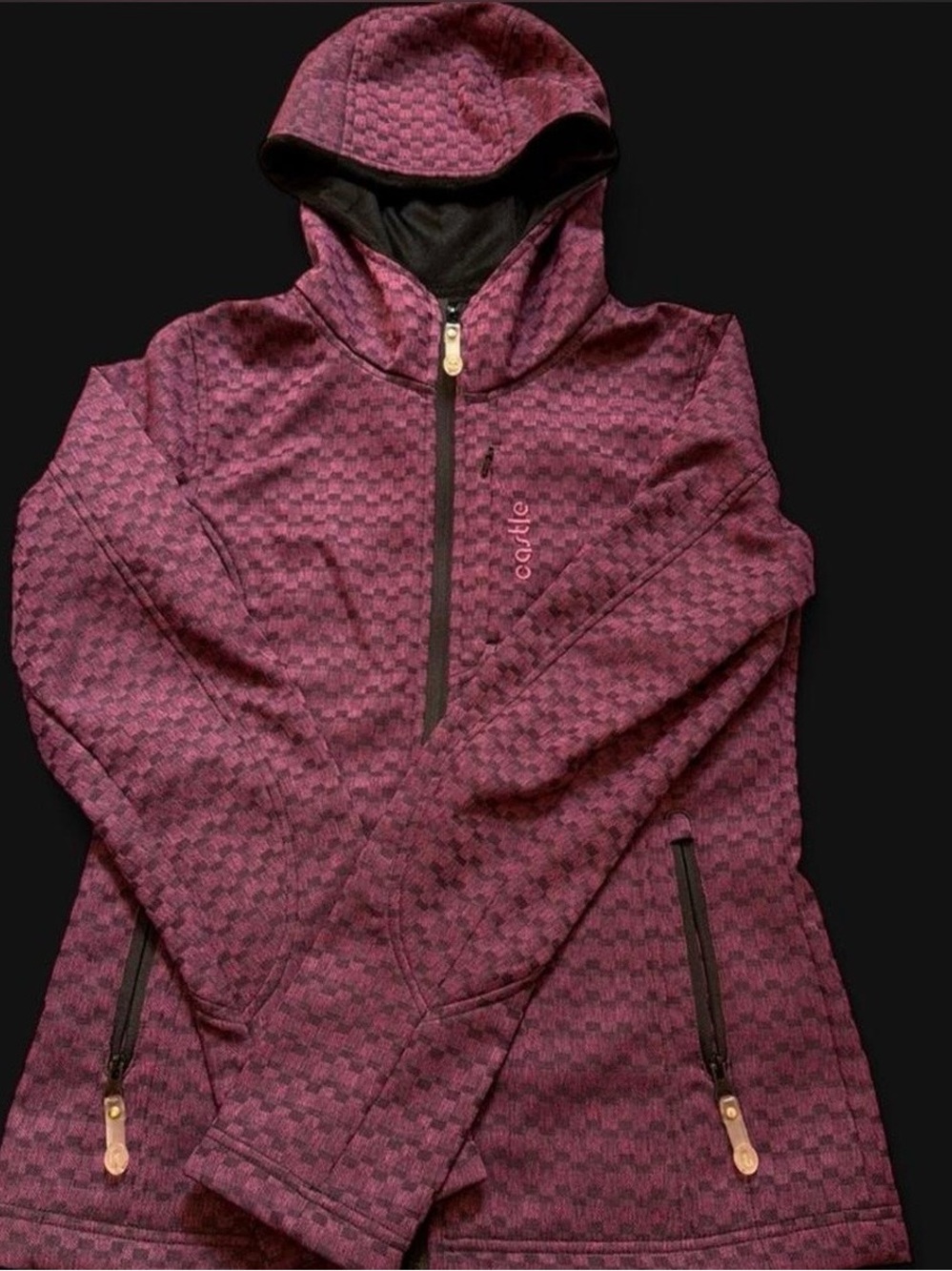 Coalie Women's Hooded Ski Jacket in Berry